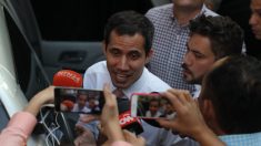 Tiran tiros y bomba lacrimógena durante concentración de Juan Guaidó