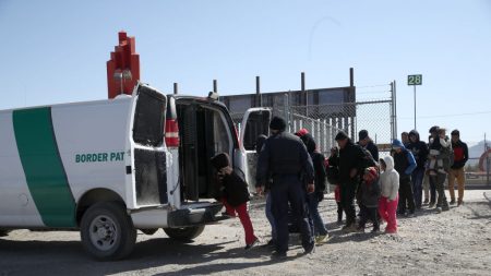 México espera que EE.UU. le envíe 50.000 migrantes en espera de asilo