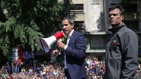 Guaidó llama a «toda Venezuela a las calles» para derrocar a Maduro el 1 de mayo