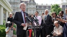 John Bolton: ​​”La guardia costera está vigilando a Venezuela”