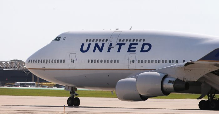 Un jet taxi de la aerolínea United Airlines en el aeropuerto internacional O'Hare en Chicago, Illinois, el 19 de septiembre de 2014. (Scott Olson/Getty Images)