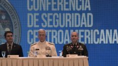 Jefe del Comando Sur de EE.UU.: apoyar cambio democrático en Venezuela es lo «correcto»
