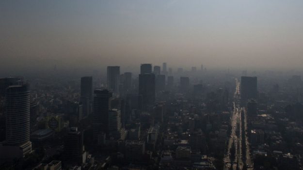 Activan alerta por contaminación del aire en el centro de México