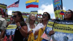 Avanza proyecto de ley para dar amparo migratorio a venezolanos en Estados Unidos
