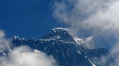 Un montañero estadounidense y otro suizo mueren en el Everest