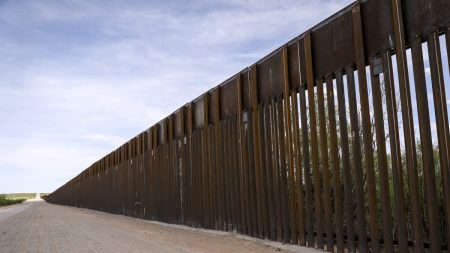 México se reunirá con 19 países para buscar apoyo en plan contra la inmigración ilegal