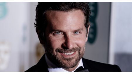 Bradley Cooper revela que su papá murió en sus brazos: «Fue el más grande regalo que me dio»