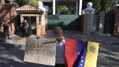 Argentina prohíbe la entrada a 426 funcionarios de Maduro y la cooperación militar con su régimen