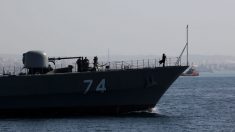Atacan a dos barcos petroleros en el Golfo de Omán: sospechan impacto de torpedos