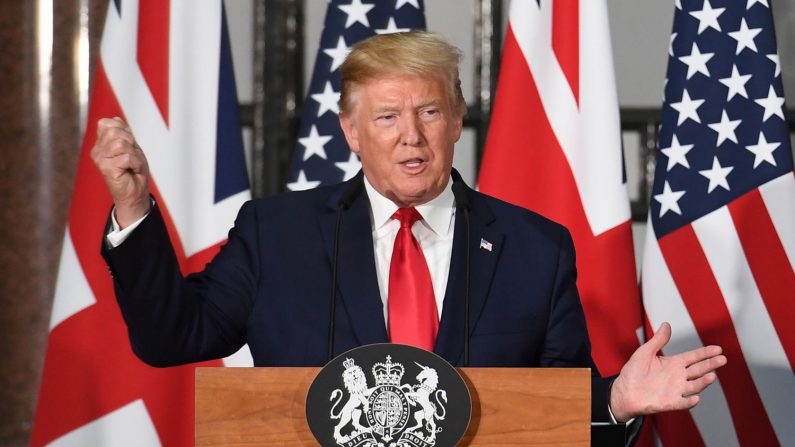El presidente de los Estados Unidos, Donald Trump, asiste a una conferencia de prensa conjunta con la primera ministra Theresa May el 4 de junio de 2019 en Londres, Inglaterra. (Crédito: Stefan Rousseau WPA Pool/Getty Images)