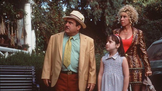 «Matilda» recuerda 20 años después el apoyo de Danny DeVito y su esposa cuando su mamá tuvo cáncer