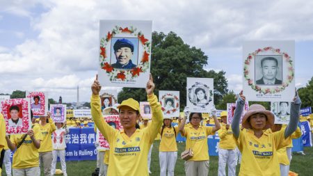 Paralelismos con el Holocausto reflejan la gravedad de la persecución a Falun Dafa en China, según panel