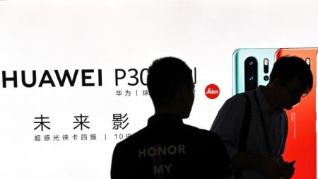 Huawei podría importar teléfonos sin marca desde México, advierte inteligencia de EE. UU.