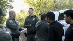 Porosa frontera sur de EEUU sirve de poco para frenar que inmigrantes deportados crucen de nuevo