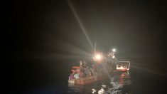 Guardia Costera intercepta precaria embarcación con 27 cubanos al sur de Florida