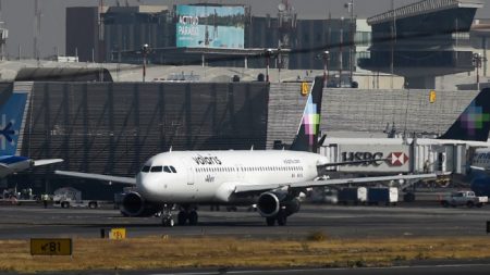 La aerolínea Volaris conectará Miami y San Salvador con cuatro vuelos semanales