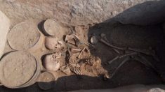 Desentierran una joven pareja sepultada frente a frente hace 4000 años en Kazajstán