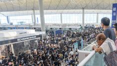 Cancelan cientos de vuelos en Hong Kong por segundo día consecutivo