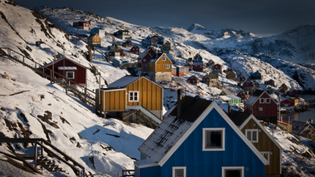 Trump considera la posibilidad de comprar Groenlandia, dice un informe