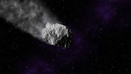 Asteroide gigante passa hoje próximo à Terra