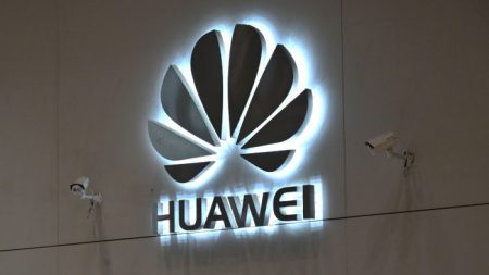 Huawei recorre de proibição de negociar equipamentos com empresas americanas