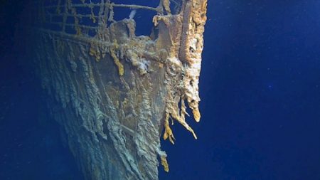 Restos do Titanic são fotografados pela primeira vez em 14 anos, sua deterioração é notável