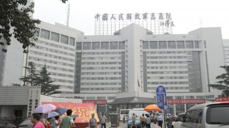 Hospital de China revela un ‘proyecto de salud’ para prolongar la vida de los líderes hasta los 150 años