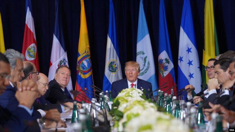 Trump durante una reunión en Nueva York con líderes de 18 países de Latinoamérica y el Caribe, el 25 de septiembre de 2019. (VOA)
