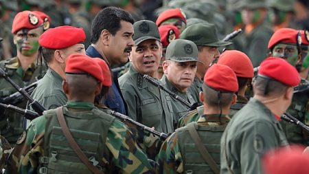 Tribunal Geral da UE nega apelo de Maduro contra sanções para compra de armas