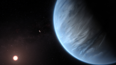 Descubren el primer planeta con vapor de agua y temperatura habitable