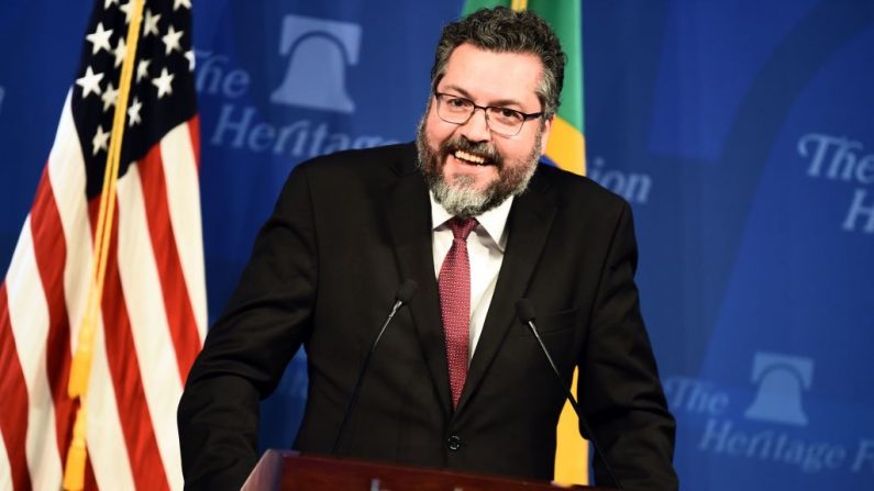 El Ministro de Relaciones Exteriores de Brasil, Ernesto Araújo, informa a la Fundación Heritage el 11 de septiembre de 2019 en Washington DC (ERIC BARADAT / AFP / Getty Images)
