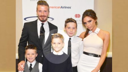 Romeu, filho de David e Victoria Beckham, mostra que ter epilepsia não é um impedimento para ser feliz.