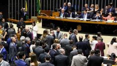 Senado derruba 18 vetos de Bolsonaro ao projeto de abuso de autoridade