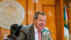 Presidente de la Cámara de Diputados de México deja su cargo ante críticas
