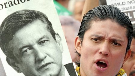 Arquivo secreto de López Obrador indica seu passado de doutrinação comunista e marxista-leninista