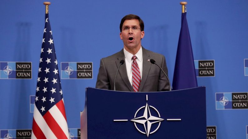 Na foto, o secretário de Defesa dos EUA, Mark Esper (EFE / Olivier Hoslet / Arquivo)