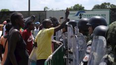 México suspende actividades en estación migratoria de Tapachula por destrozos de migrantes