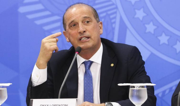 O ministro da Casa Civil, Onyx Lorenzoni, diz que na próxima semana governo publica decreto com recursos para ministérios  (Arquivo/Agência Brasil)
