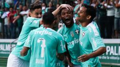 Palmeiras goleia Fluminense e segue em terceiro no Brasileirão
