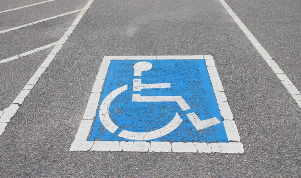 estacionamiento para discapacitados
