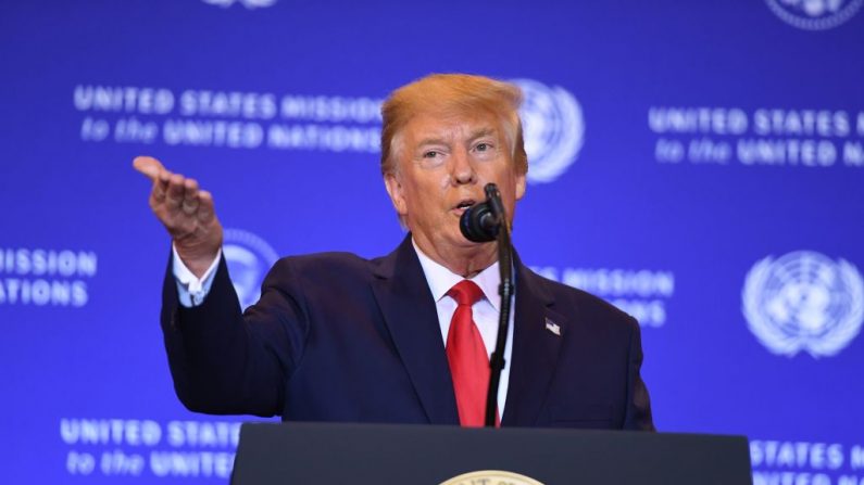 O presidente dos EUA, Donald Trump, realiza uma conferência de imprensa em Nova Iorque, 25 de setembro de 2019, à margem da Assembléia Geral das Nações Unidas (Foto por SAUL LOEB / AFP / Getty Images)