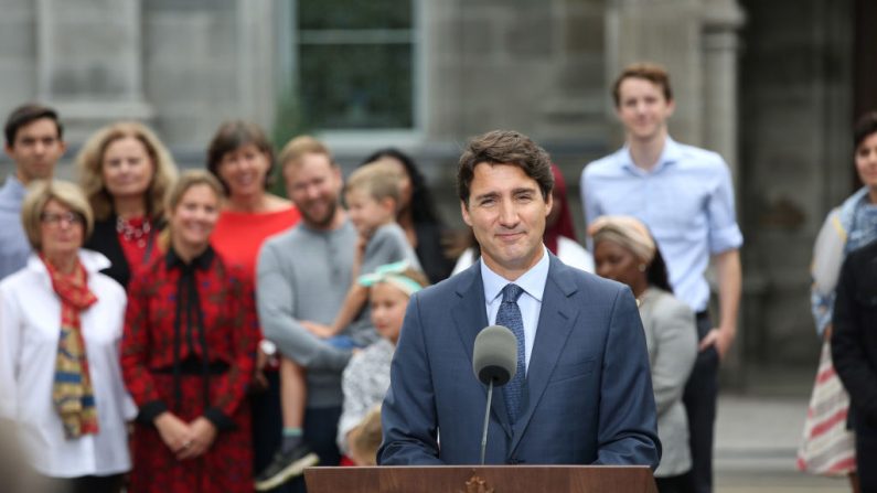 O líder do Partido Liberal e o primeiro-ministro do Canadá, Justin Trudeau, fala durante uma entrevista coletiva no Rideau Hall, em Ottawa, em 11 de setembro de 2019 (Foto de DAVE CHAN / AFP / Getty Images)