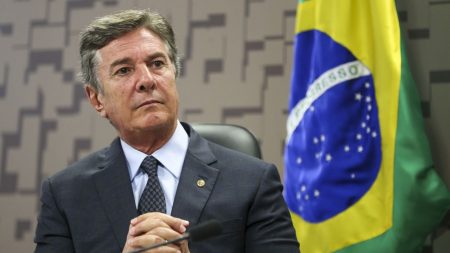 PF investiga suspeita de participação de Collor em lavagem de dinheiro