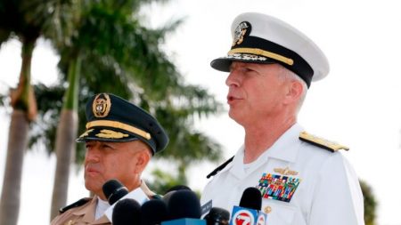 China, Rússia e Cuba estão contribuindo para a instabilidade da América Latina, diz almirante dos EUA