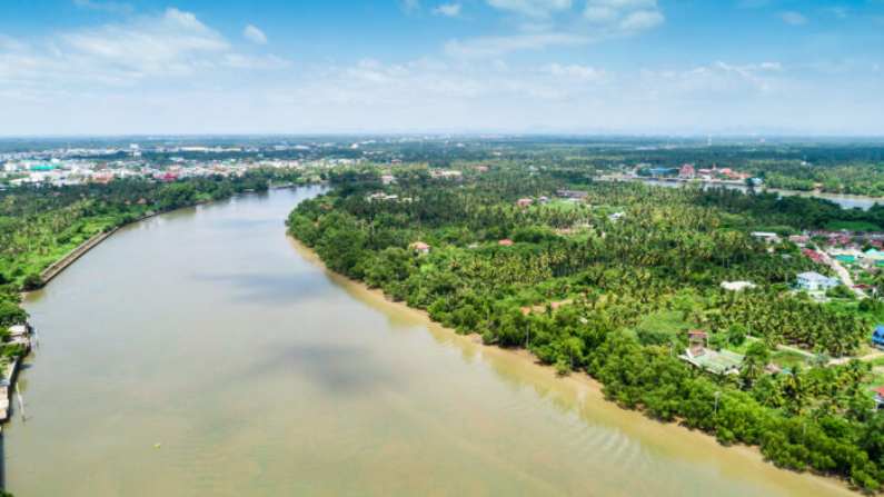 Río Mae Klong, Tailandia. (Nuk2013/Shutterstock)