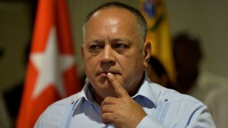 Cabello amenaza con misiles a Colombia, pero expertos militares dicen que no tienen potencia suficiente