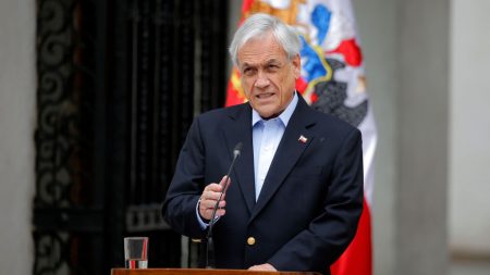 Piñera y Fernández dialogan tras impasse por comentarios del mandatario argentino