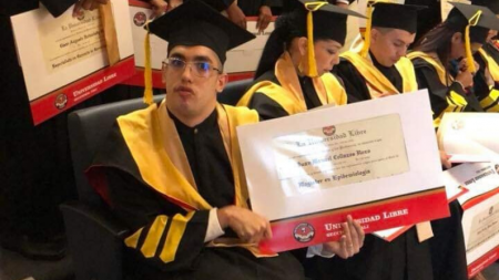 Colombiano con parálisis cerebral se gradúa de medicina y obtiene una maestría en epidemiología