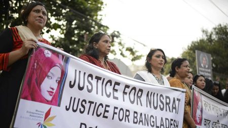 16 pessoas são condenadas à morte por assassinato de garota de 18 anos em Bangladesh