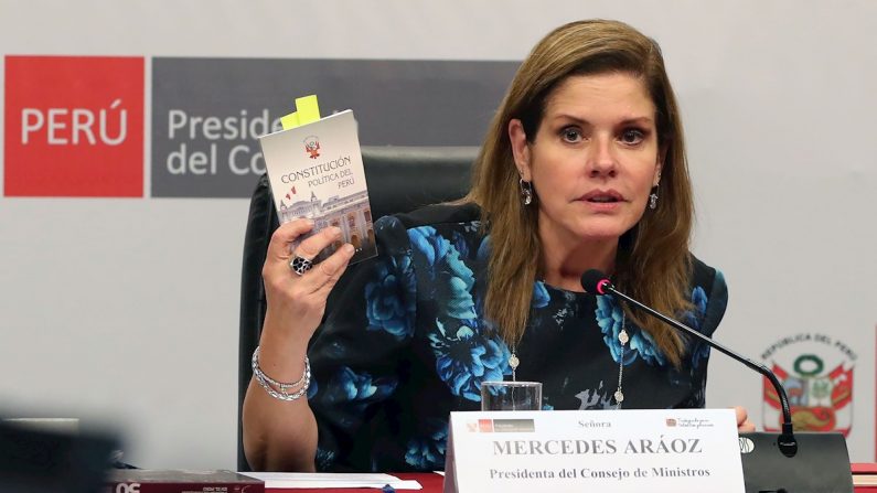 En la imagen, Mercedes Aráoz, vicepresidenta de Perú y "presidenta interina" del país según la facción de congresistas opositores. EFE/Ernesto Arias/Archivo
